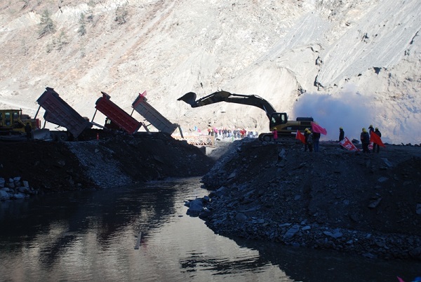 溪古水电站混凝土面板堆石坝及大坝基础处理工程